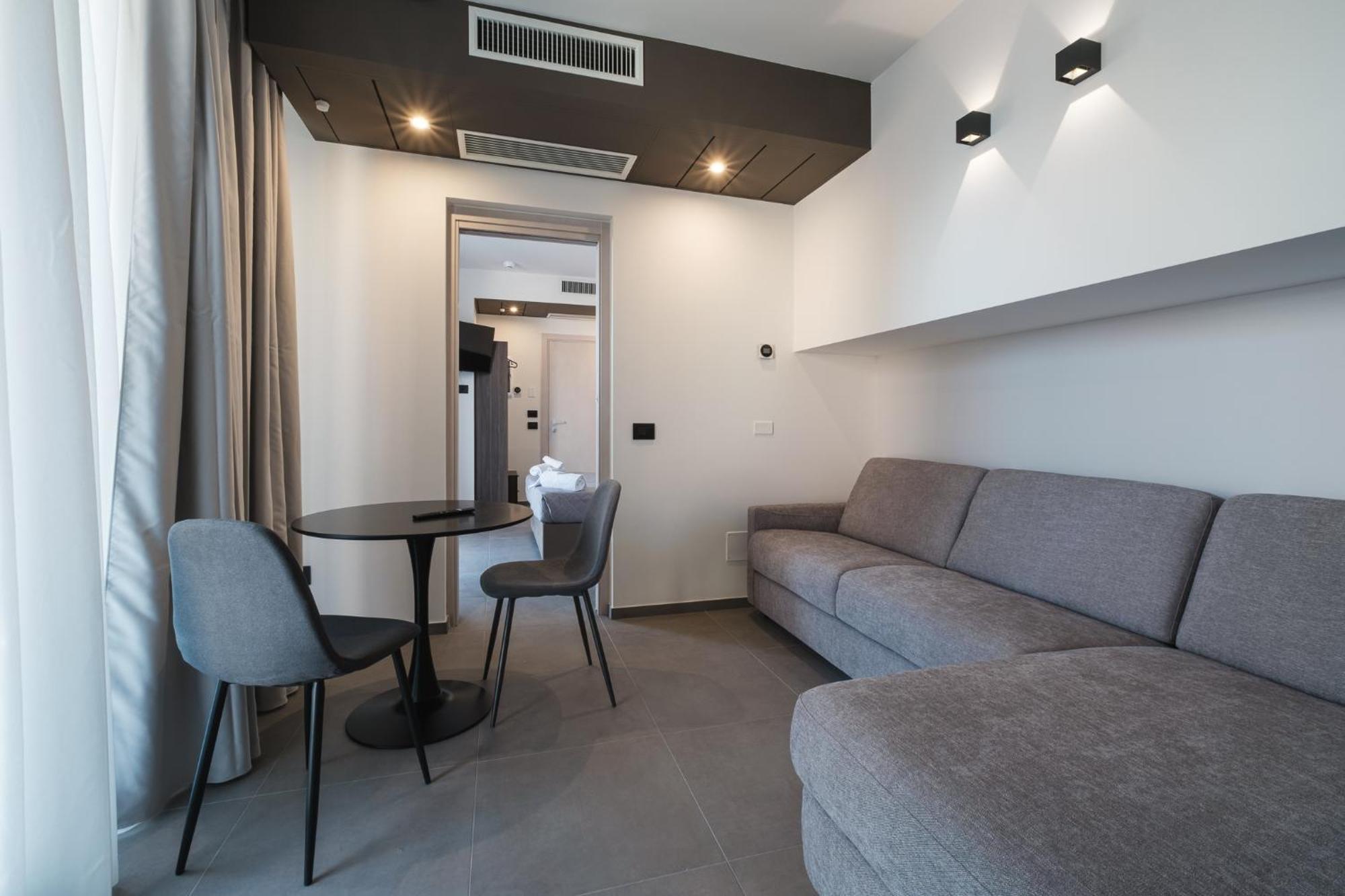Residence Goldoni6 Suite Apartment Rímini Exterior foto